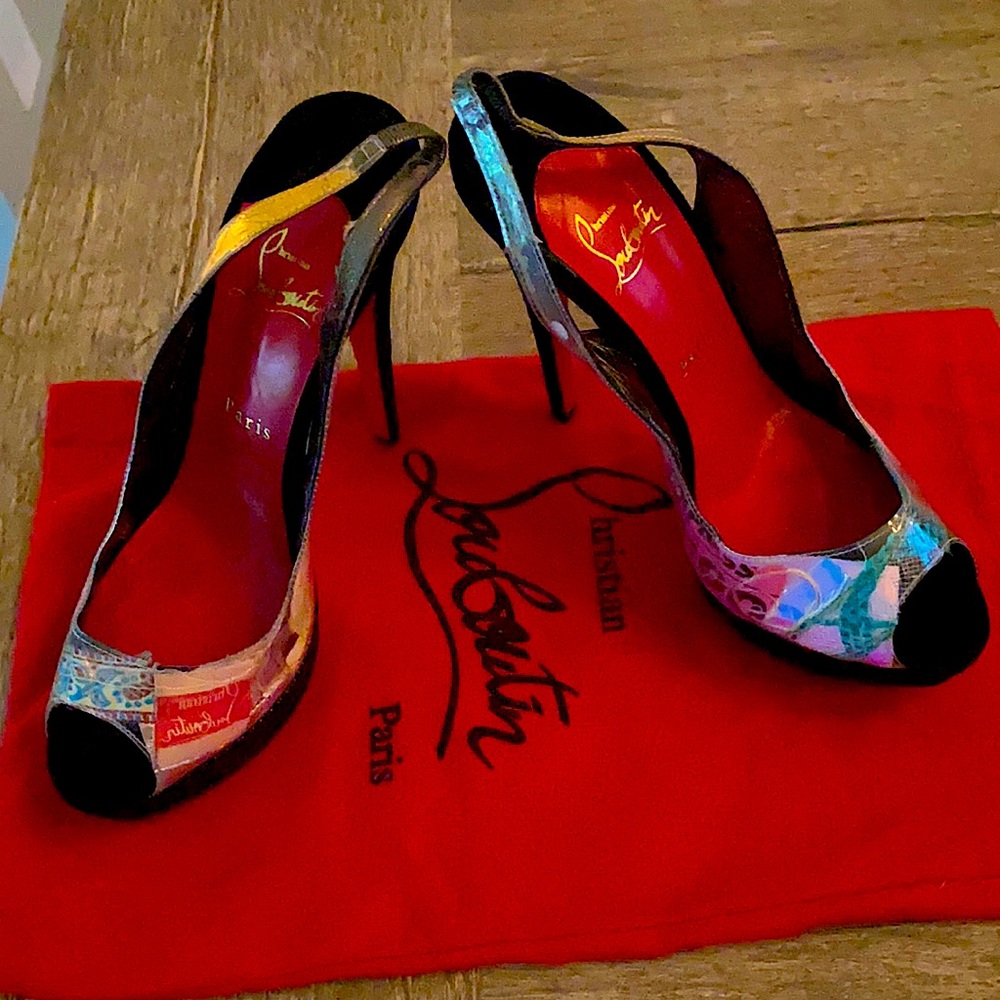 Paris winter trash Christian Louboutin